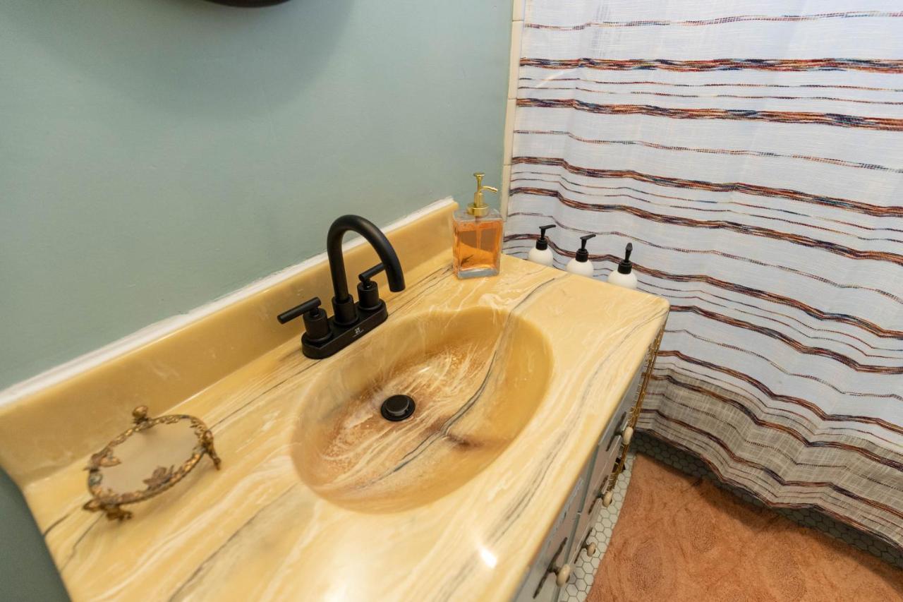 Historic Revival Midtown Memphis Duplex 64 Yes Pets Fast Wifi Free Parking Villa Buitenkant foto